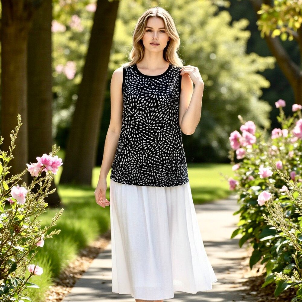 Mossimo Black White Pattern Tank Top Sleeveless Tunic Round Neck Zip Back XL